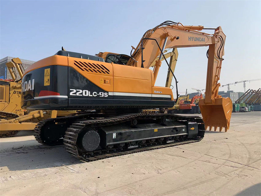 220lc-9s ha utilizzato l'escavatore Made In Korea di Hyundai 22 tonnellate di escavatori del cingolo