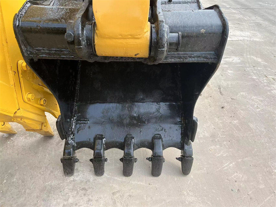 305.5E2 ha utilizzato l'escavatore Caterpillar mini escavatore cingolato idraulico da 5,5 tonnellate