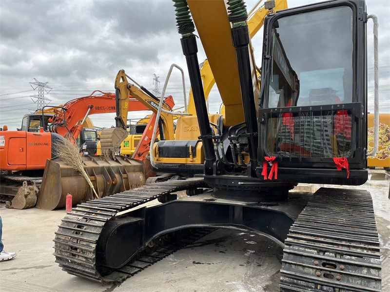 Escavatori idraulici usati da 21 tonnellate SANY 215C Performance eccellente Colore marrone