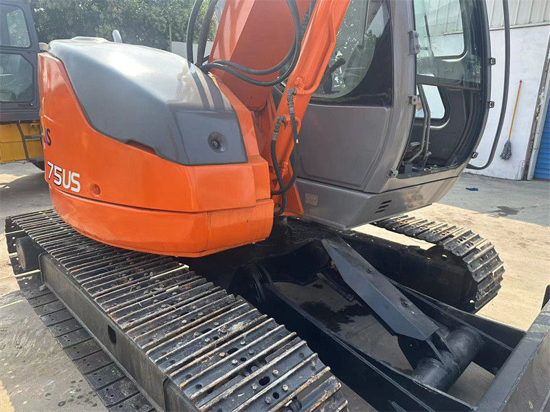 Usato mini escavatore Hitachi ZX75US Usato 7,5 tonnellate Hitachi ZX75 mini escavatore scavatore
