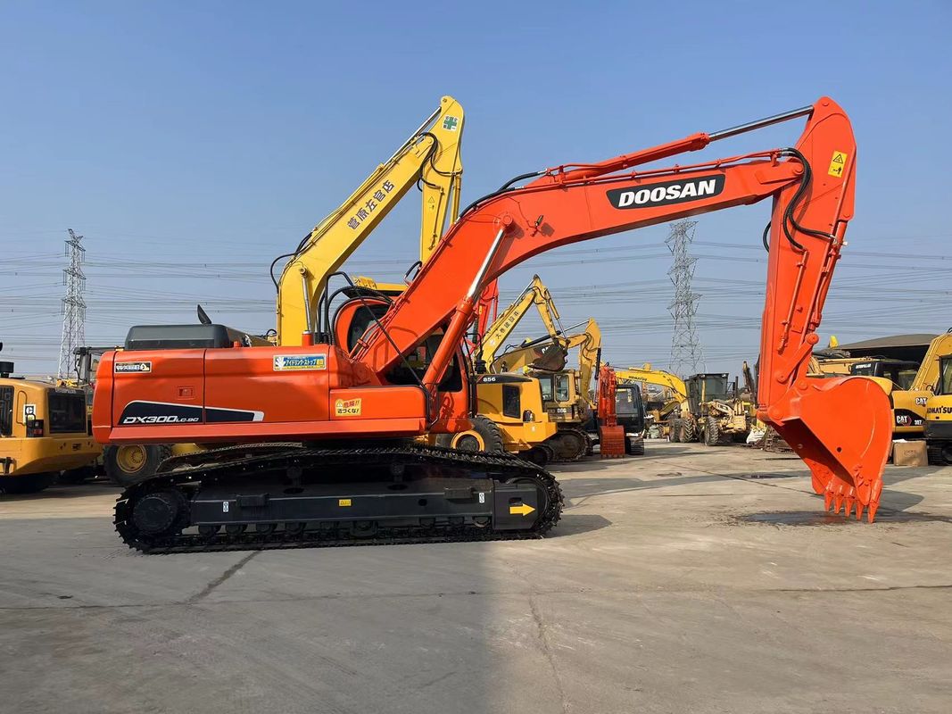 Escavatore Doosan originale usato DX300LC-9C 30 tonnellate Escavatore medio usato Doosan 300 attrezzature pesanti