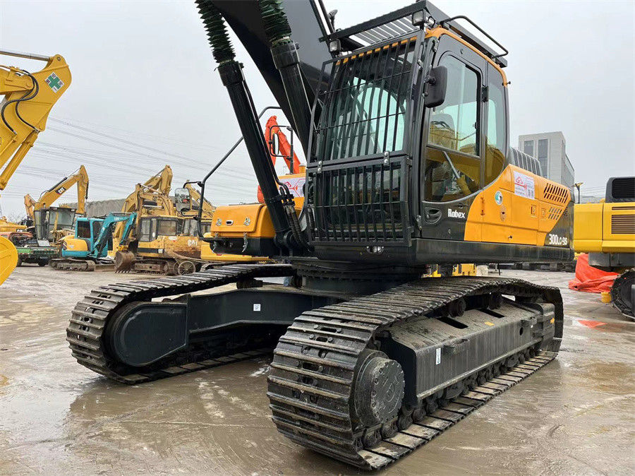 Hyundai R300LC-9S Escavatore idraulico usato per la costruzione e l'estrazione di minerali Peso 30 tonnellate