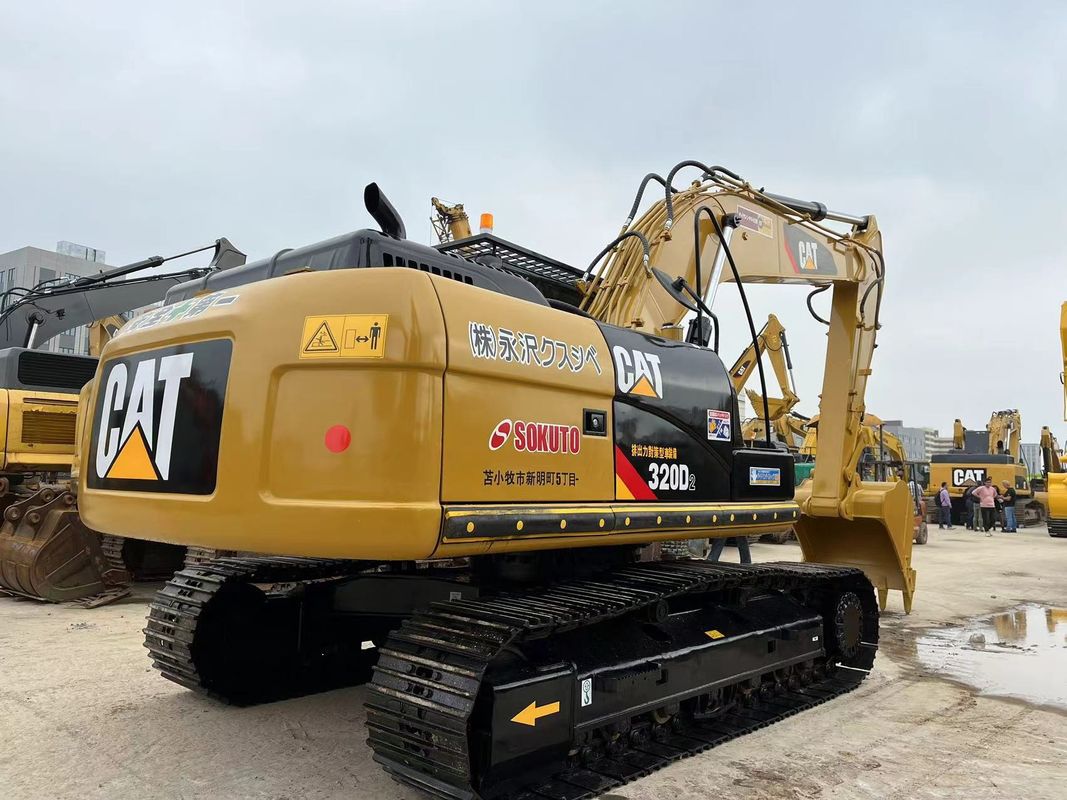 500-2000 ore di escavazione usata Caterpillar 320D2 senza perdite di olio