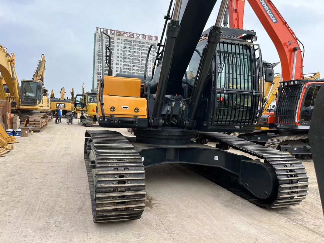 330LC-9S Excavator usato 210 KW Potenza del motore per operazioni fluide e veloci