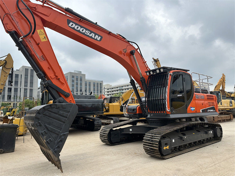 Potenza del motore 180 KW Doosan DX260 Escavatori usati con capacità di secchio di 1,2 M3