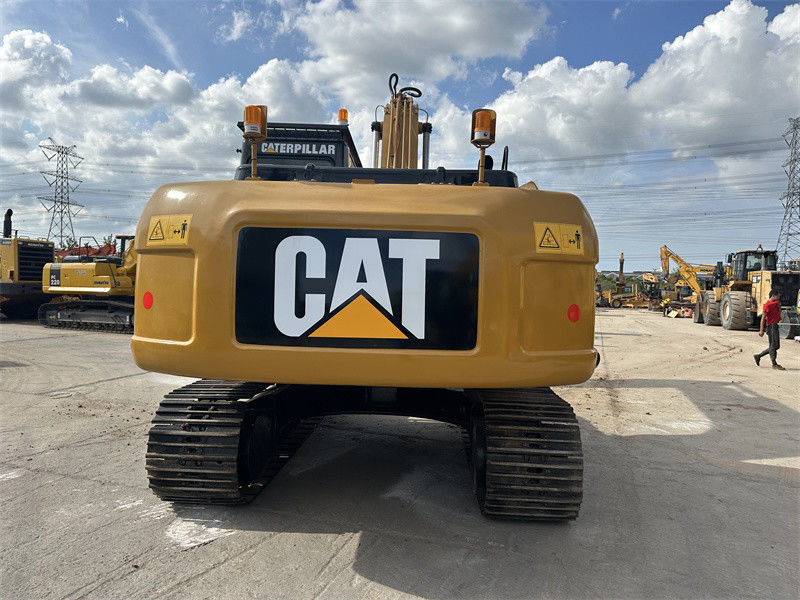 Escavatori usati Cat 320D Escavatori usati con capacità di 1 M3