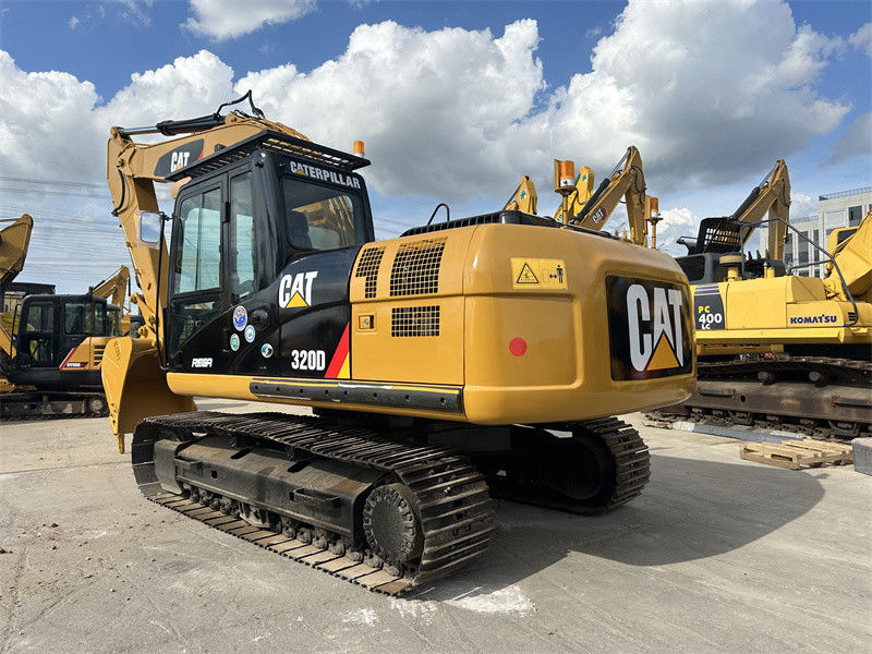 Escavatori usati Cat 320D Escavatori usati con capacità di 1 M3