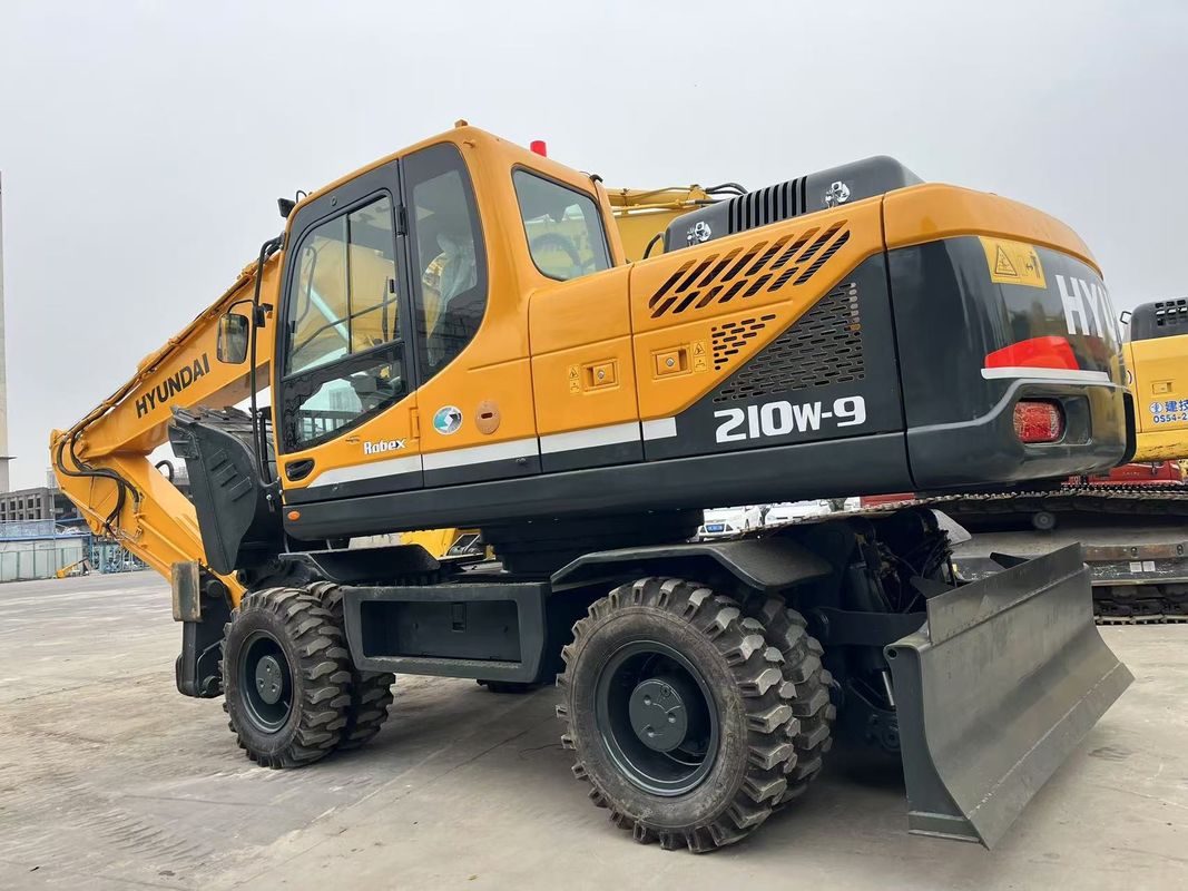 Tipo di trasloco Escavatore a ruote Hyundai R210W-9 usato 21 tonnellate Escavatore a ruote Hyundai usato