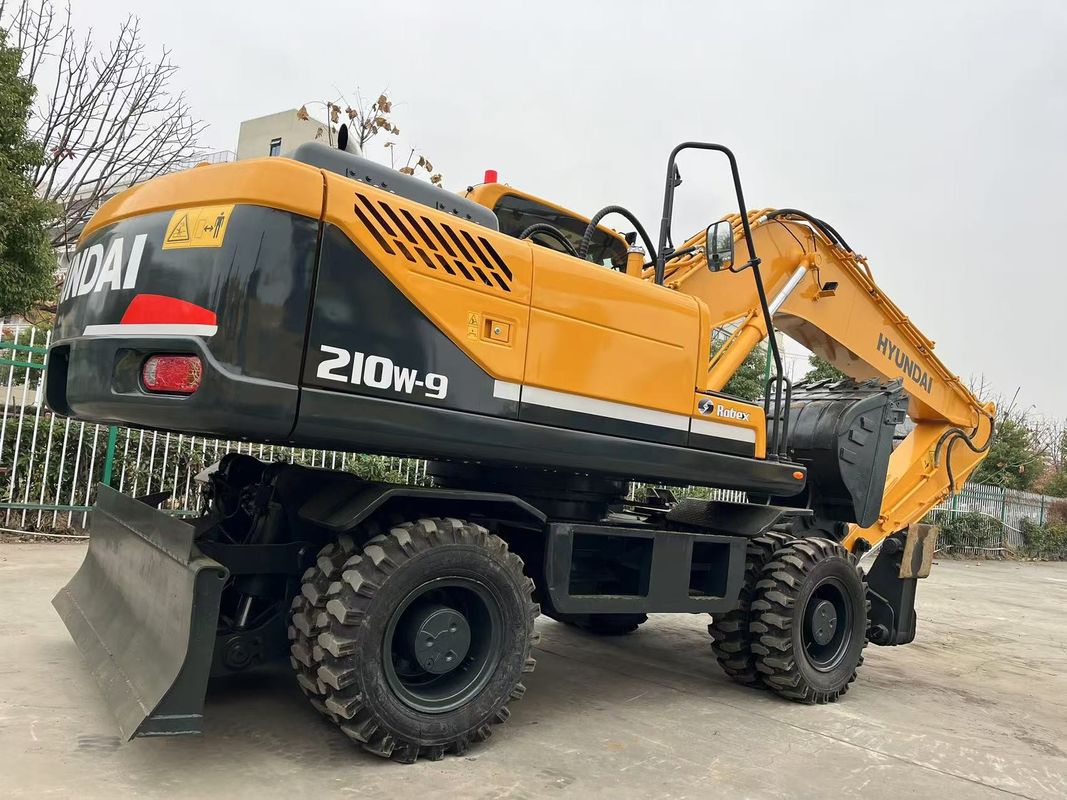 Tipo di trasloco Escavatore a ruote Hyundai R210W-9 usato 21 tonnellate Escavatore a ruote Hyundai usato