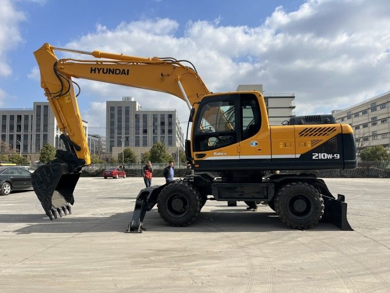 Escavatori a ruote Hyundai 210w-9 usati da 21 tonnellate