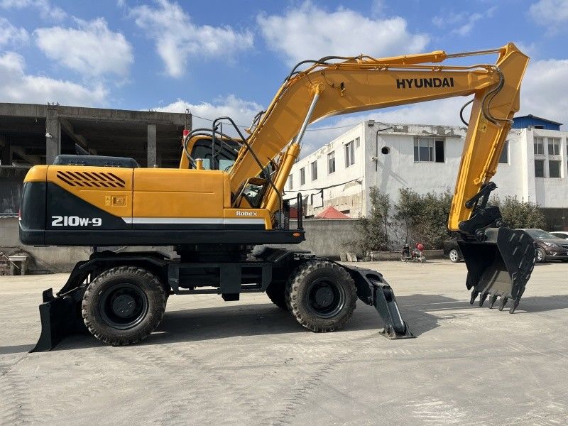 Escavatori a ruote Hyundai 210w-9 usati da 21 tonnellate