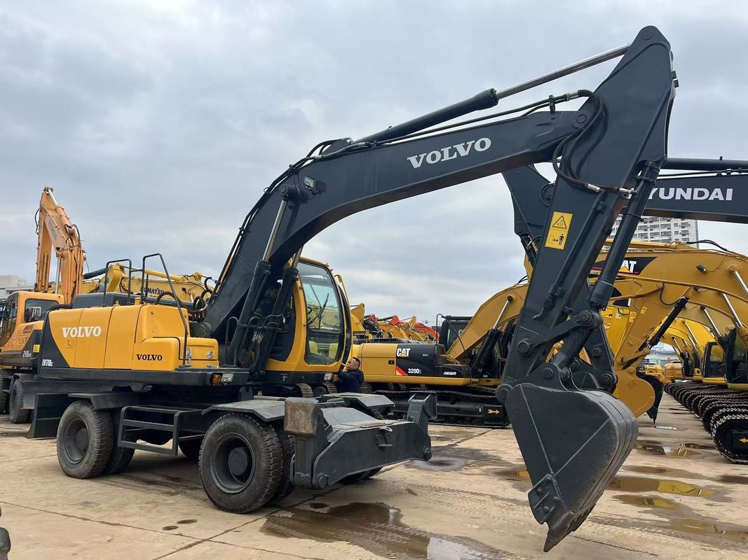 Escavatore a ruote Volvo EW170 ad alte prestazioni di 17 tonnellate