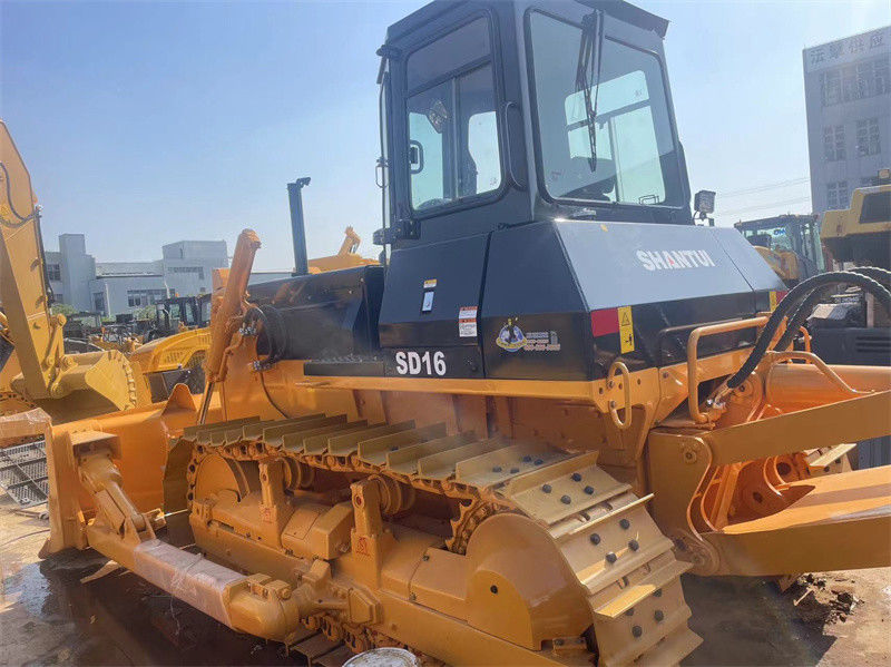 Cina Usato SHANTUI SD16 Bulldozer Trattore Dozer di seconda mano pronto per il lavoro