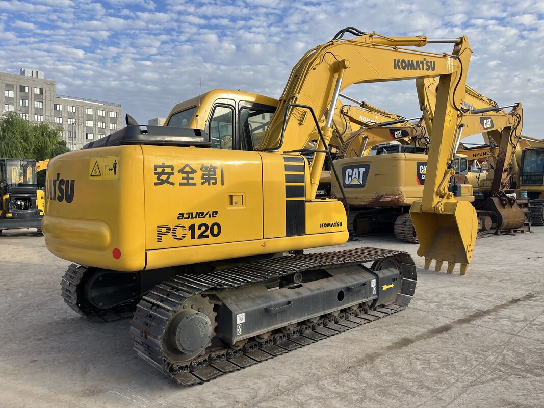 Used Komatsu PC120-6 Hydraulic Excavator 12 Ton 2015 Model for Construction