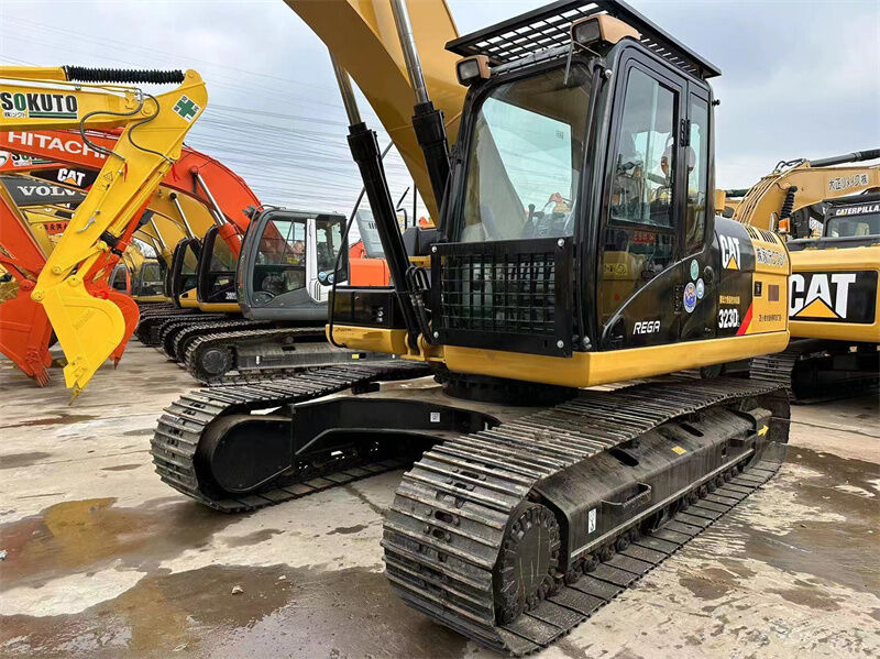 Escavatore Caterpillar usato Cat 320DL, macchina di medie dimensioni progettata per lunghi periodi di inattività ridotta e in diverse condizioni di lavoro