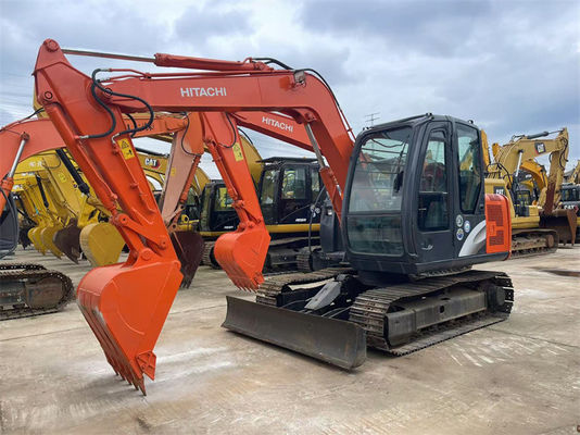 Escavatore giapponese usato Hitachi ZX70 con lama per progetti di costruzione