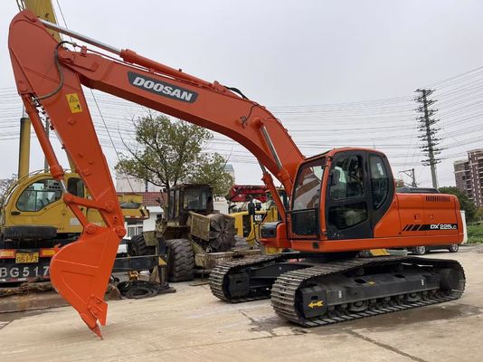 Escavatori Doosan DX225 usati Escavatori Doosan di medie dimensioni