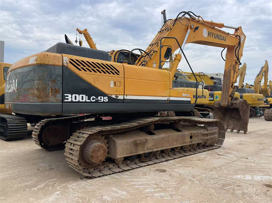 Escavatore Hyundai R300LC-9S usato in vendita ben mantenuto pronto al lavoro