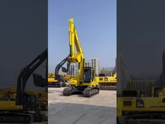 Escavatore Komatsu PC220-8 usato in buone condizioni.